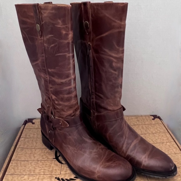 VINTAGE still NIB Charlie 1 Horse by Lucchese- MD Harness Pedestrian Boots 9.5 - Picture 1 of 9